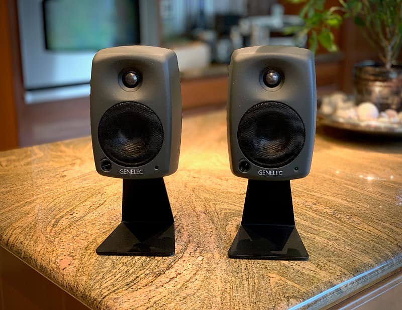 GENELEC-8020-320BW